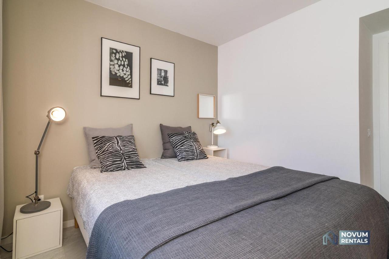 Modern 2 Bedroom Penthouse W/ Terrace, Pool & Bbq Apartemen Marbella