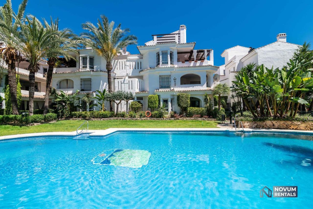 Apartemen Modern 2 Bedroom Penthouse W/ Terrace, Pool & Bbq